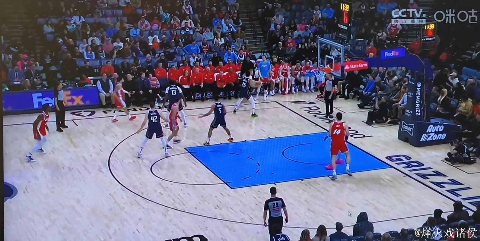 东欧组合缺席，独行侠不敌灰熊遭遇5连败，魔术战胜尼克斯