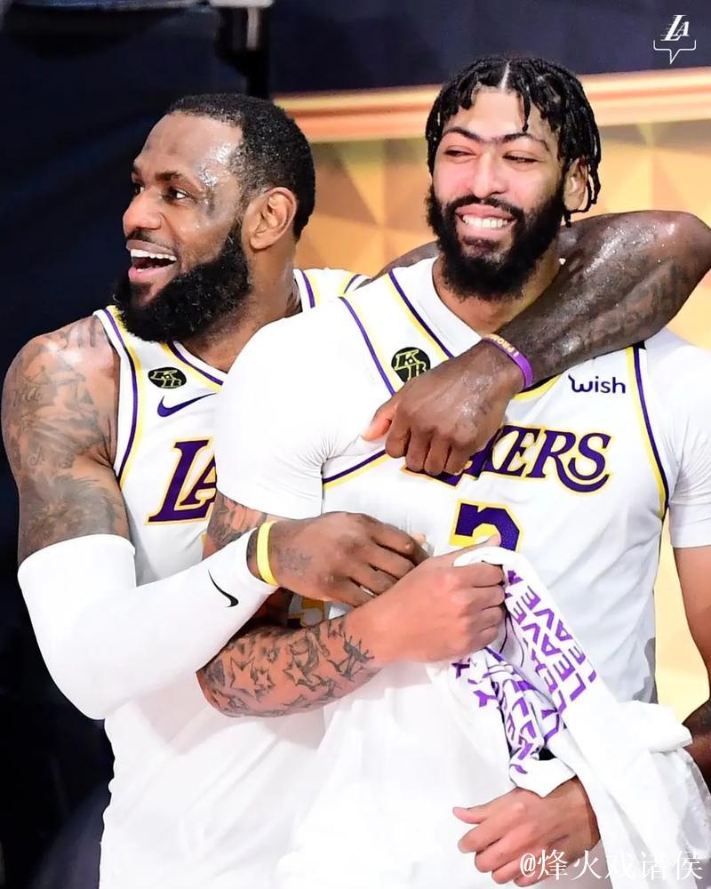 詹姆斯32+14+10浓眉31+9 湖人力克国王喜迎三连胜